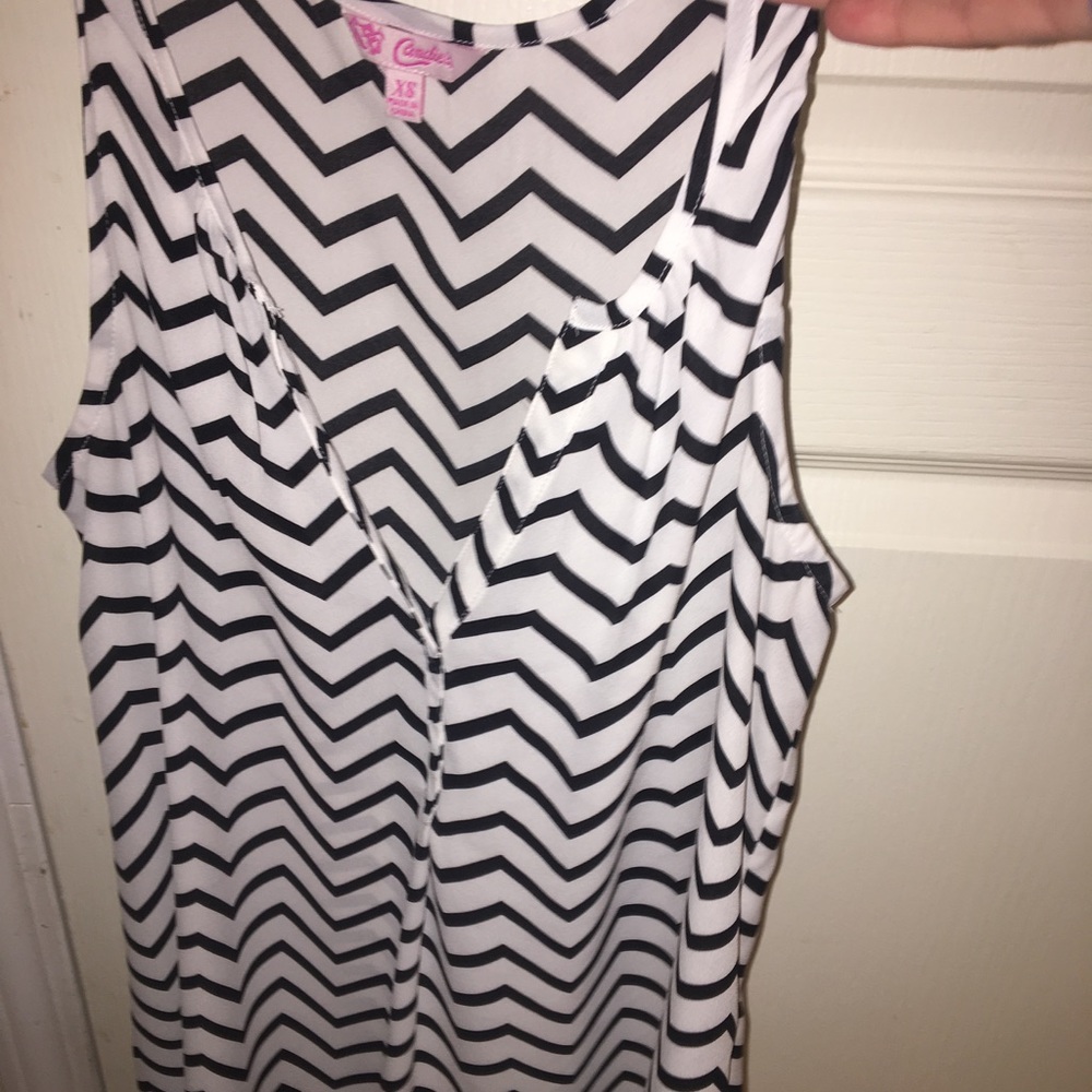 b&w chevron blouse